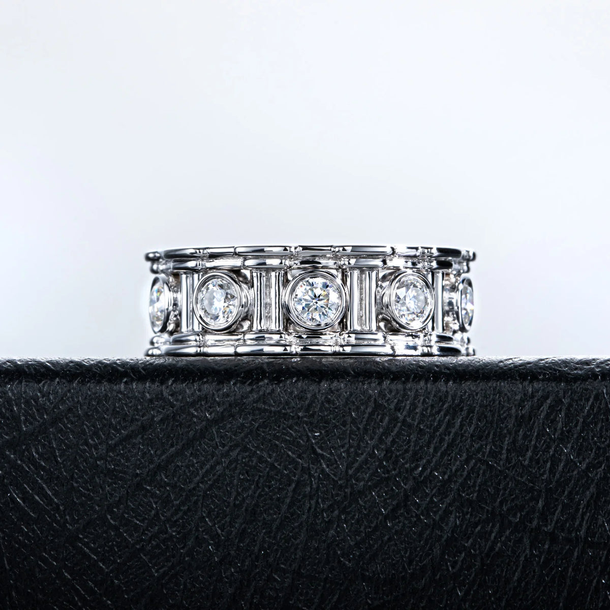 Moissanite Roman Column Ring – 925 Silver Vintage Wedding Band