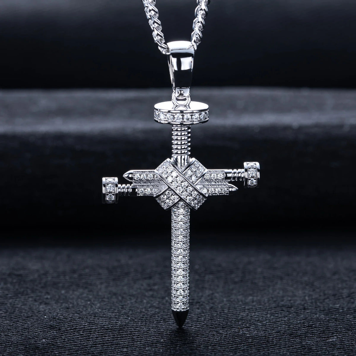 Moissanite Screw Cross Pendant – 925 Silver Hip Hop Necklace
