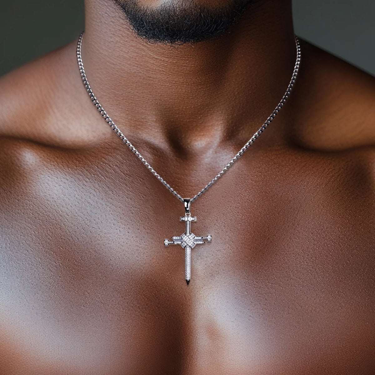 Moissanite Screw Cross Pendant – 925 Silver Hip Hop Necklace