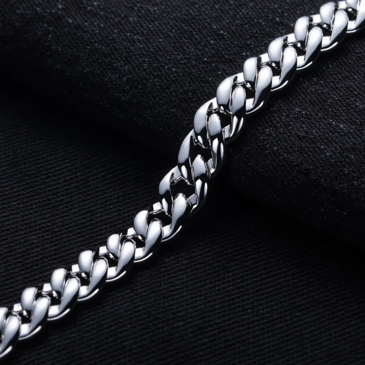 Moissanite Cuban Link Bracelet – 925 Silver Iced Out Hip Hop Jewelry